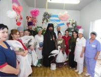 Архиепископ Пятигорский и Черкесский Феофилакт посетил Усть-Джегутинскую районную больницу